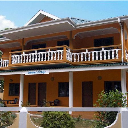 Georgina'S Cottage Beau Vallon  Exterior photo